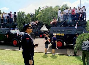 Keterangan : Fhoto kegiatan Korps Brimob Polri di Monas Jakarta (01/07/25).