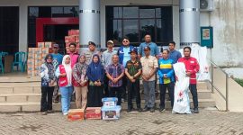 KETERANGAN : PMI dan Pemkab Tala salurkan bantuan kepada warga yang terdampak bencana, Jumat (01/05/26)