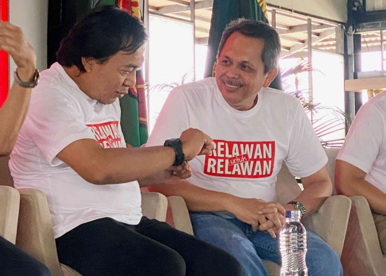 KETERANGAN FOTO : Pelawak senior, Komeng berkesempatan hadir dalam kegiatan PMI di Provinsi Jawa Barat. (Sumber : KSR PMI Universitas Al-Ghifari)