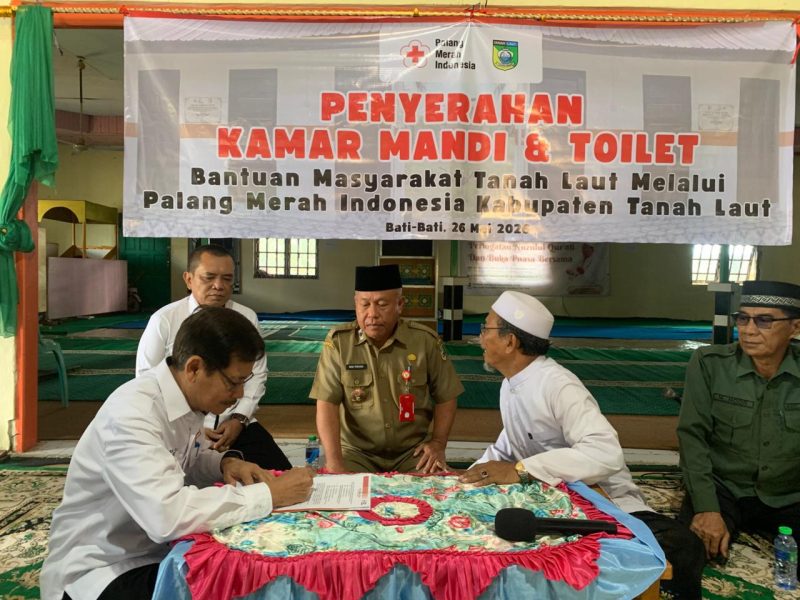 KETERANGAN FOTO : H Syahrian Nurdin, PMI Tanah Laut Wujudkan Warisan Kemanusiaan di penghujung jabatannya. (Sumber : PMI Tanah Laut)