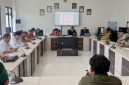 KETERANGAN FOTO : Pemkab Tanah Laut gelar rapat bersama  nelayan  bahas soal evaluasi penyaluran BBM di Kuala Tambangan. (Sumber : DKPP Tanah Laut)