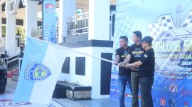 KETERANGAN FOTO : Kapolres dan Bupati Tabalong meriahkan wisata rally. (Sumber Foto : Humas Polres Tabalong)