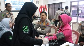 KETERANGAN FOTO : Polres Tabalong gelar bakti sosial donor darah (Sumber Foto : Humas Polres Tabalong)