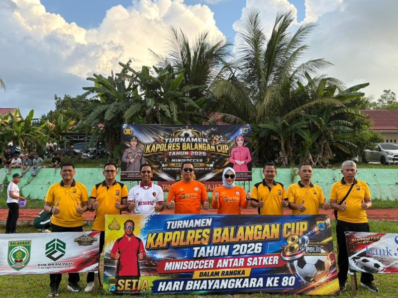 KETERANGAN FOTO : Peringati Hari Bhayangkara ke 80, Polres Balangan gelar pertandingan mini soccer. (Sumber Foto : Humas Polres Balangan)
