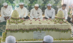 Haul Ke-2 Guru Udin Penuh Khidmat, Ribuan Jamaah Berdatangan Dari Berbagai Daerah